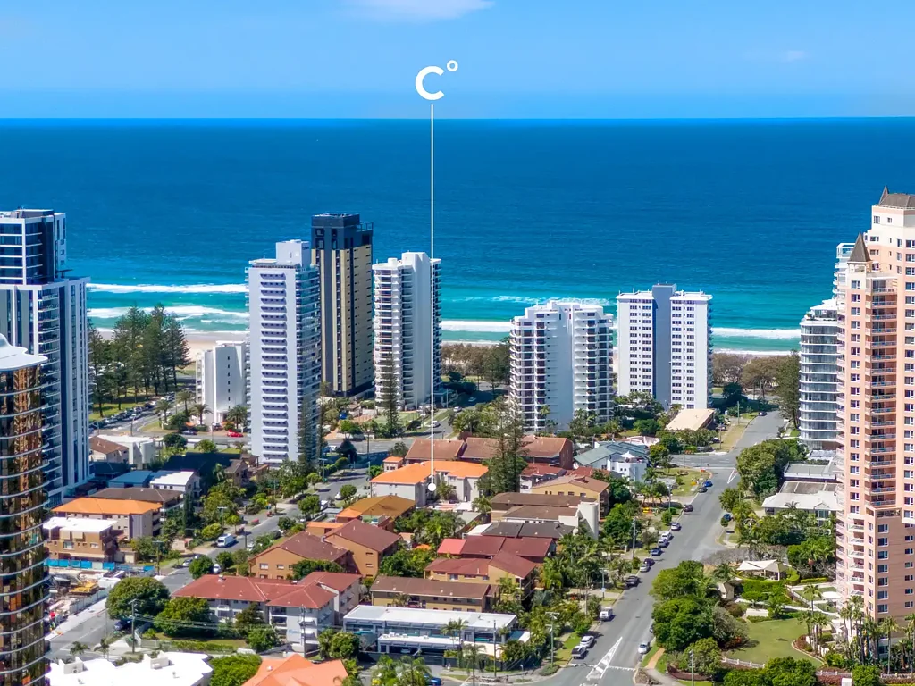 Broadbeach 2 Slaapkamer NORTH FACING, FIRST FLOOR APARTMENT IN PRIME LOCATION
