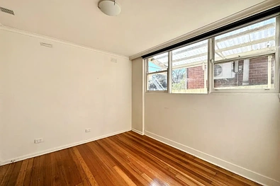2/80 Napier Crescent, Essendon, VIC 3040, 1 rūma, 1 rūma horoi, Apartment