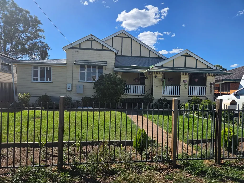 Inglewood 4 Slaapkamer Unique charm & character!