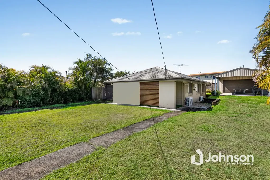 Bundamba 3部屋 Family Home with Great Shed!
