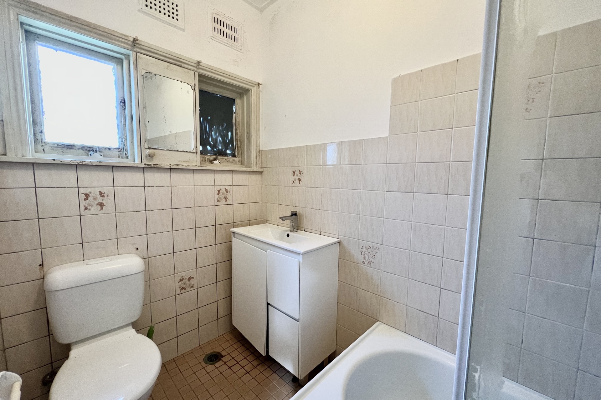 UNIT 2 1 ENGLISH ST, KOGARAH NSW 2217, 0 غرف, 0 حمامات, Unit