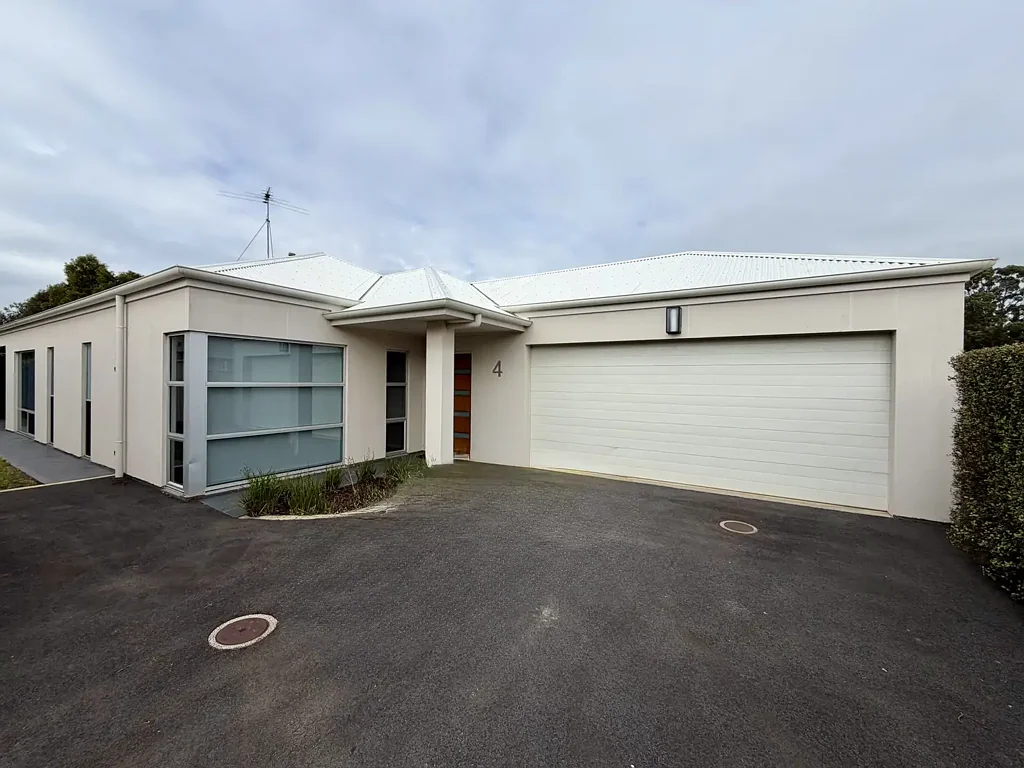 Mount Gambier 3 Bedroom Executive style low maintenance living