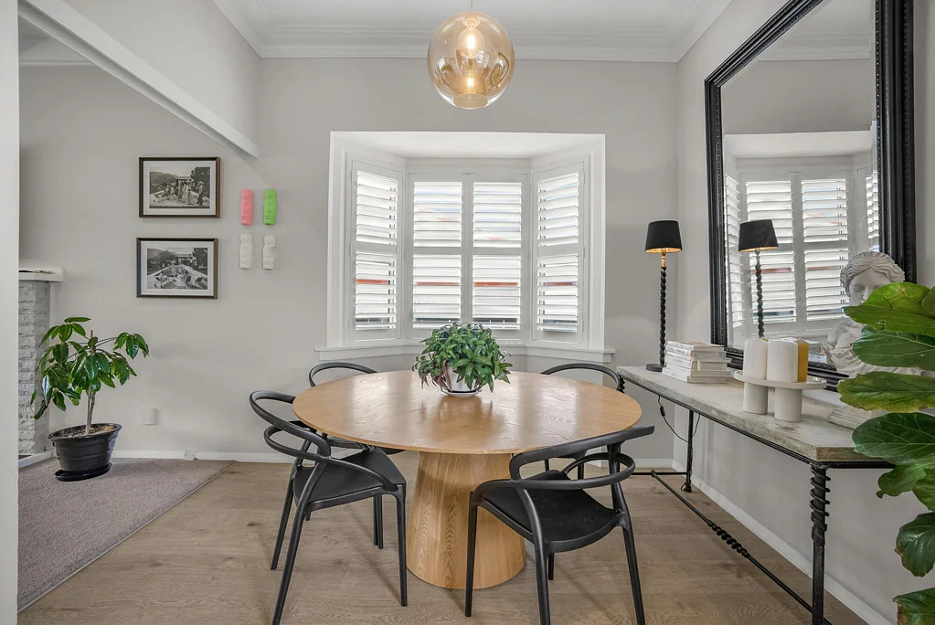 Petone 4chambre Modern Upgrades Meet Classic Petone Charm