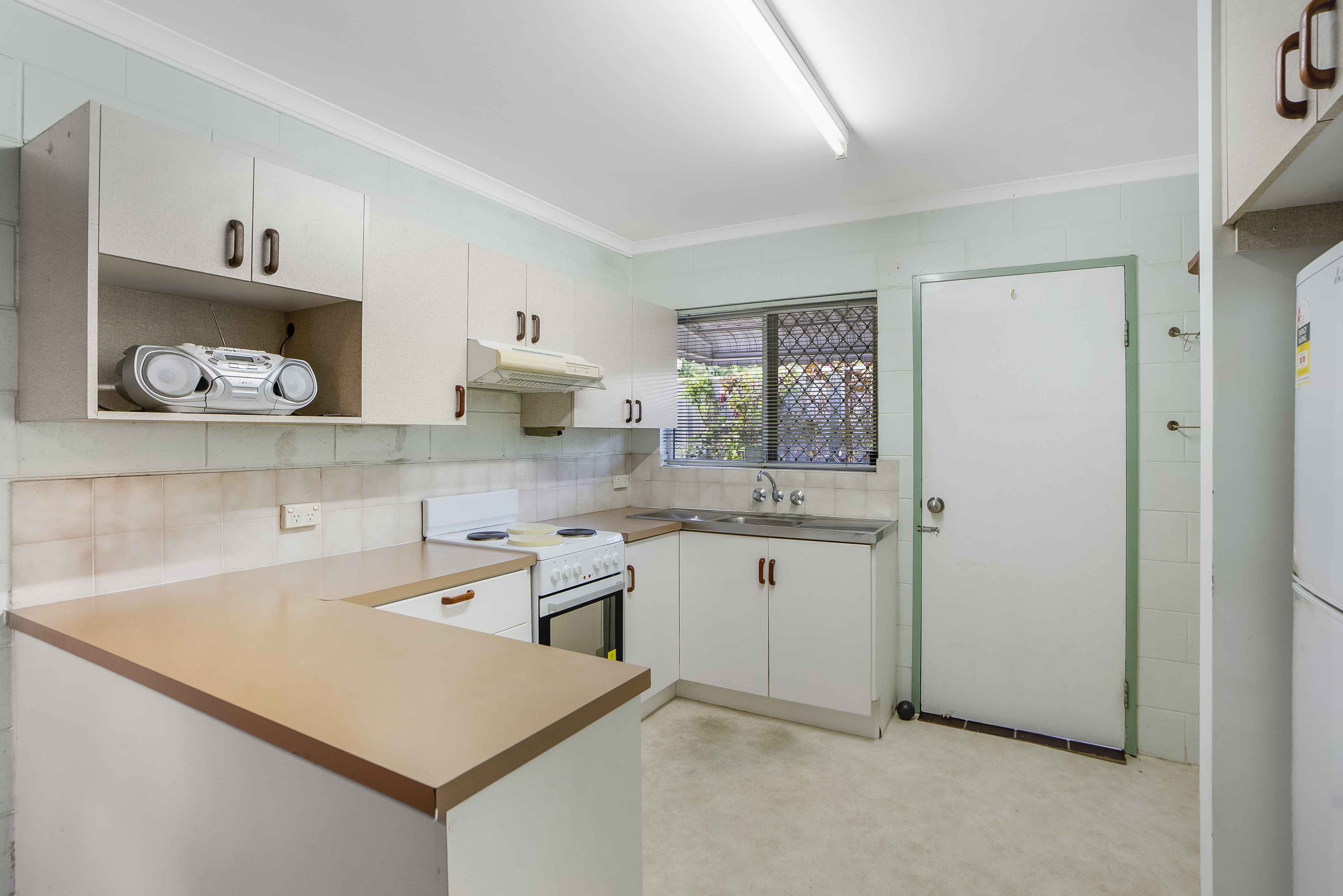 PALM VILLA UNIT 13 473-479 MCCOOMBE ST, MOOROOBOOL QLD 4870, 0 غرف, 0 حمامات, House