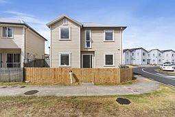7 Warbler Crescent, Papakura