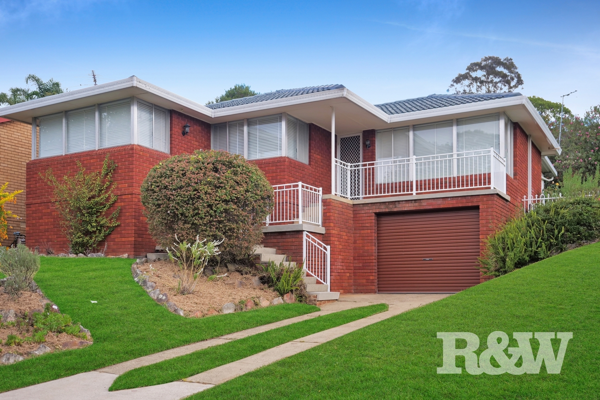 127 CAMPBELLFIELD AV, BRADBURY NSW 2560, 0部屋, 0バスルーム, House