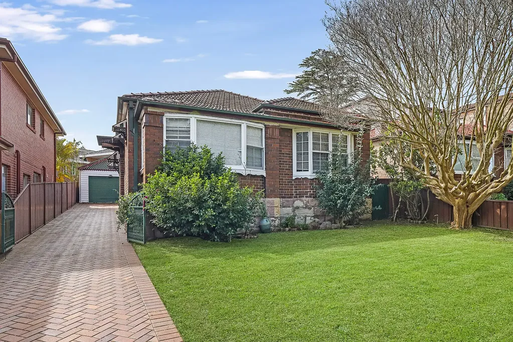 Earlwood 3 Bedroom LOADS OF POTENTIAL AND UPSIDE