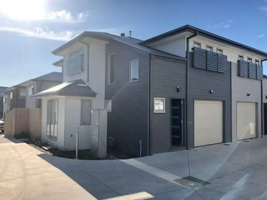 Townhouse in the Heart of Hampton Park