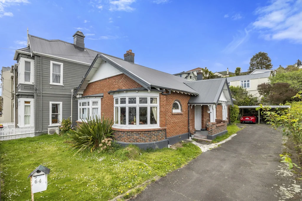 Dunedin Central 3ਬੈੱਡਰੂਮ A Fine Looking Home and with Potential too!