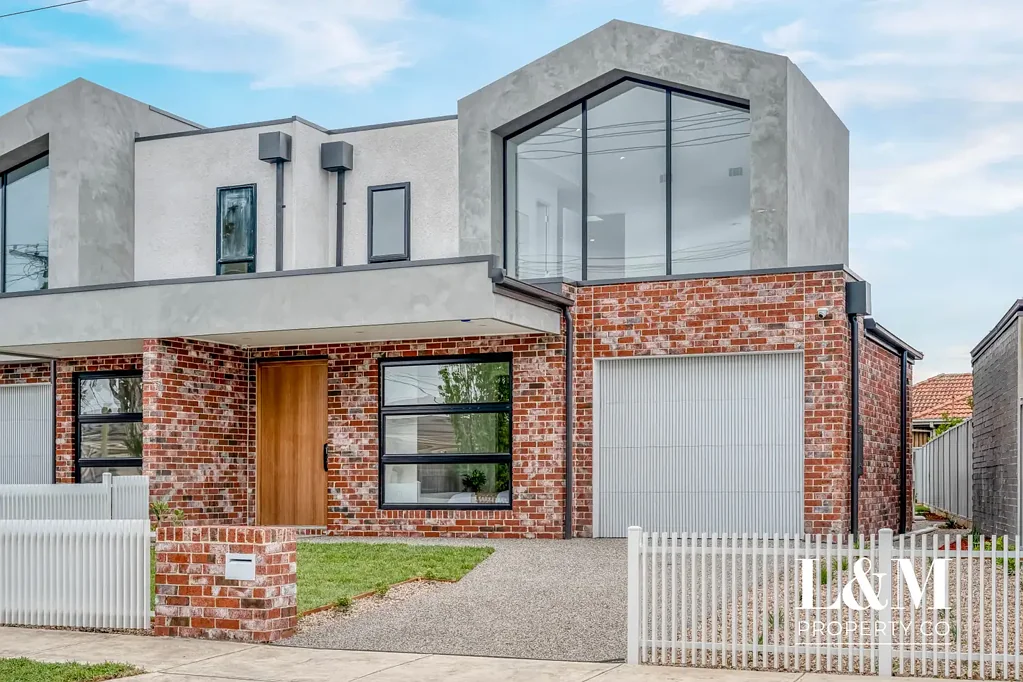 Keilor East 4ห้องนอน Sophisticated Luxury with Every Modern Convenience