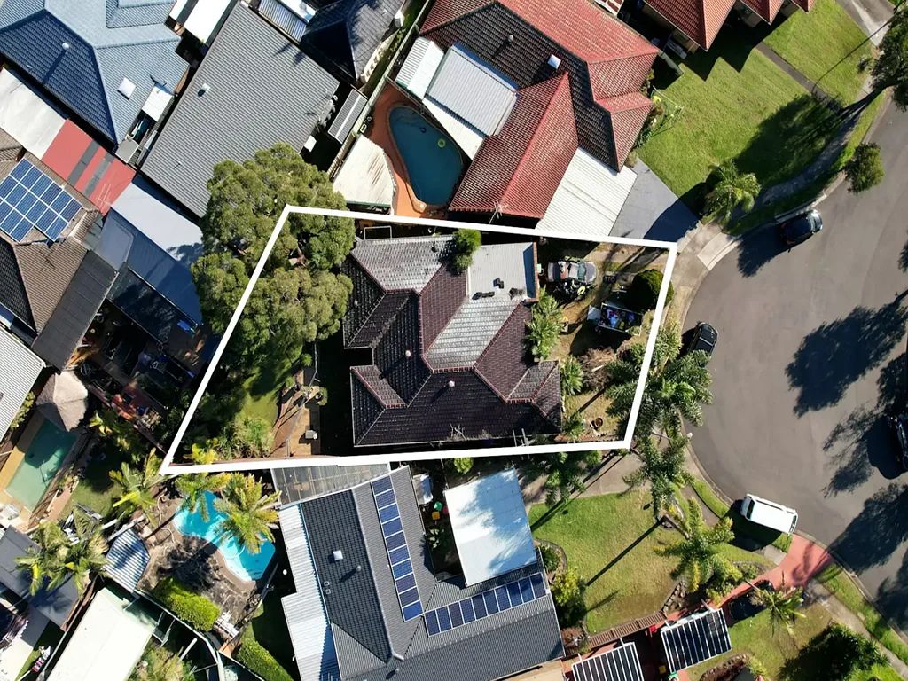 Wetherill Park 3બેડરૂમ RENOVATERS DELIGHT - YOUR IMAGINATION AWAITS!!!
