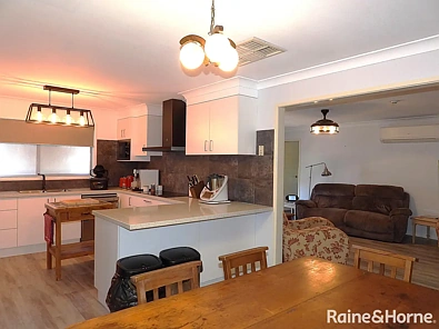 2 Heber Street, Moree, NSW 2400, 4房, 3浴, House