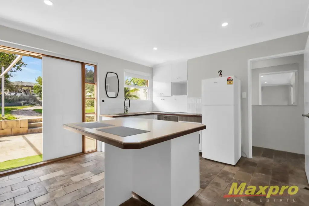 Air Conditioned Easy Living - 1 Block From Beach