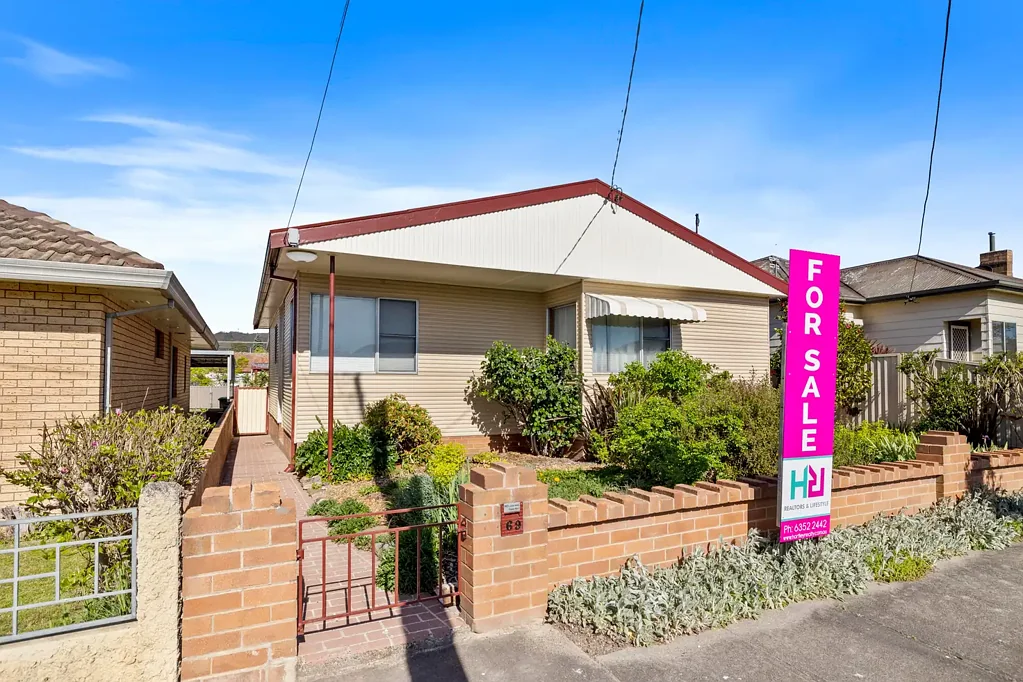 69 Rifle Parade, Lithgow, NSW 2790