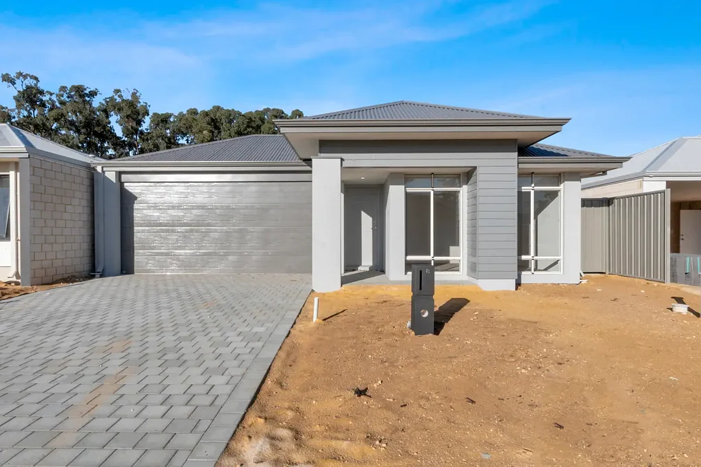 Lovely Family Home in Kwinana
