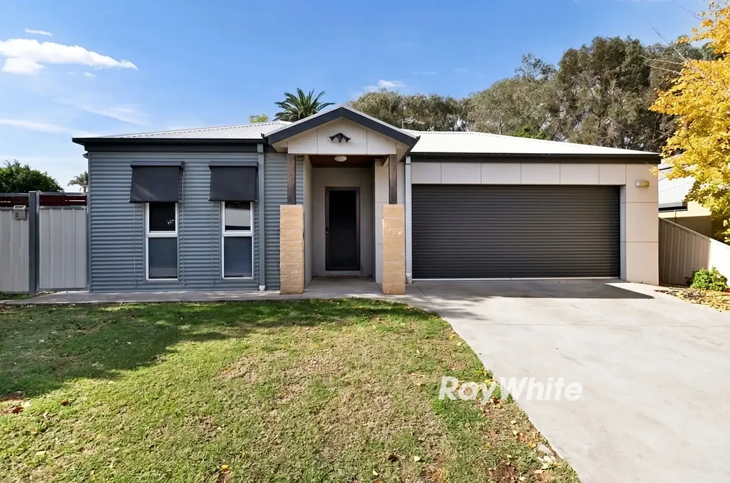 Buronga 4Kwarto Strong Rental Return with Future Owner Occupier Appeal