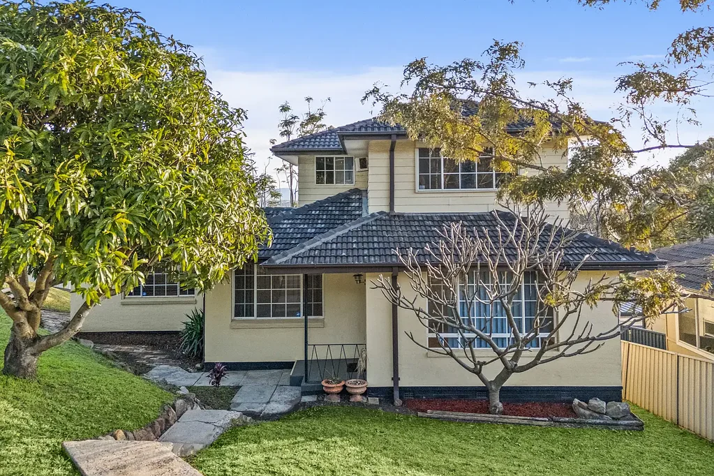 Berkeley 3Zimmer Smart start or solid investment on a corner block