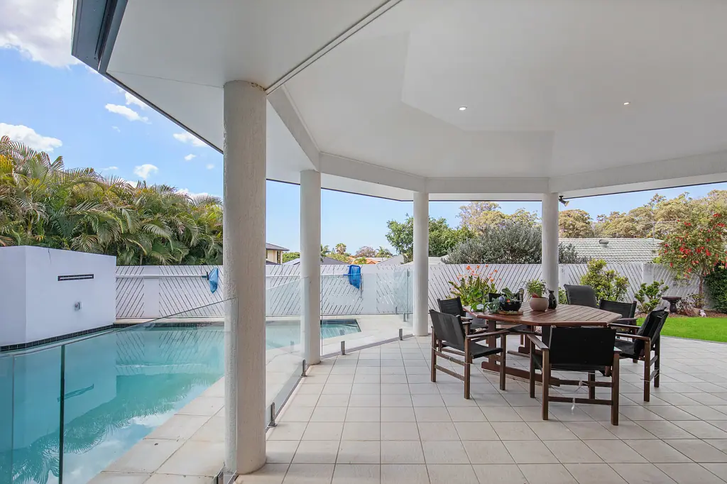 15 Harrow Close, Bridgeman Downs, QLD 4035