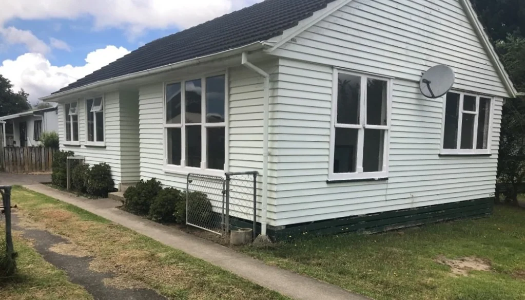 Lovely tidy 2 bedroom home