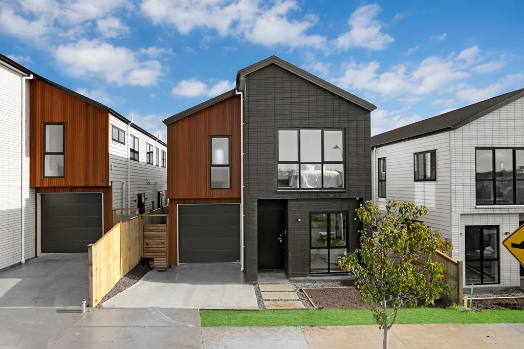 Flat Bush 6房  A Masterpiece of Modern Luxury Living