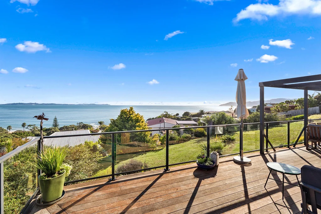 Cable Bay 3ห้องนอน By the Beach plus Panoramic Views