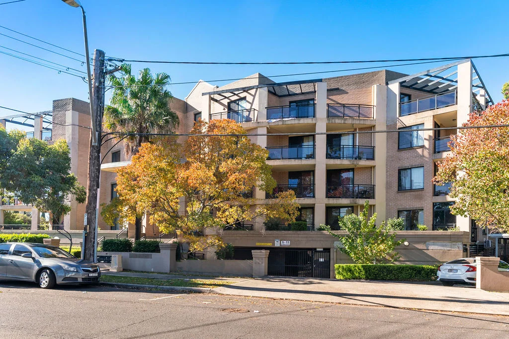 4/9-13 Griffiths Street, Blacktown, NSW 2148