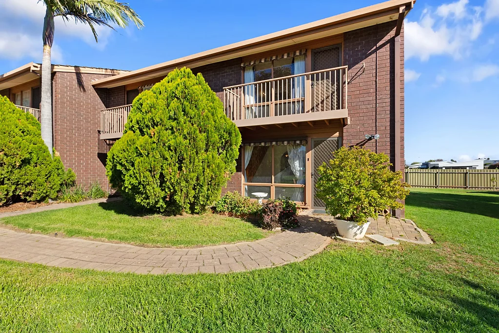 Spacious Townhouse in a Premium Location - Save with Solar Power!