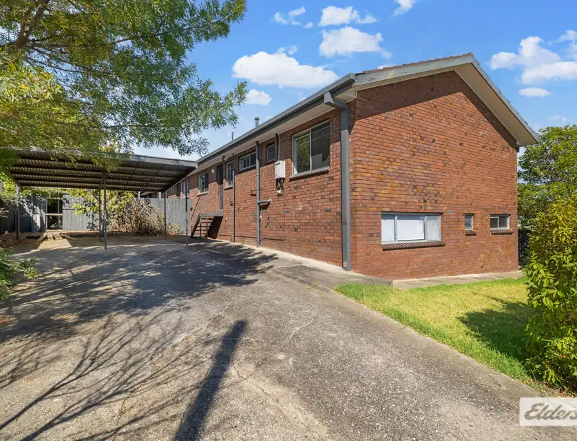 1-5/307 Vickers Road, Lavington, Riverina, 10 Kuwarto, 5 Banyo, Unit