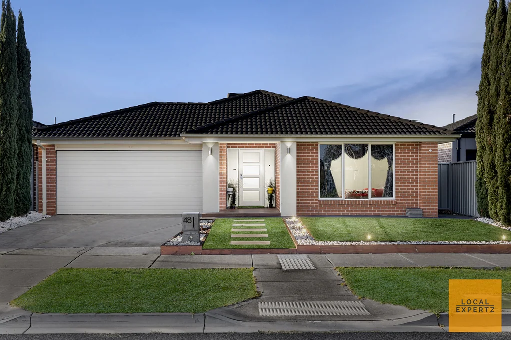 48 Parkleigh Drive, Kurunjang, VIC 3337