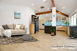 41 Porter Gardens, Leda