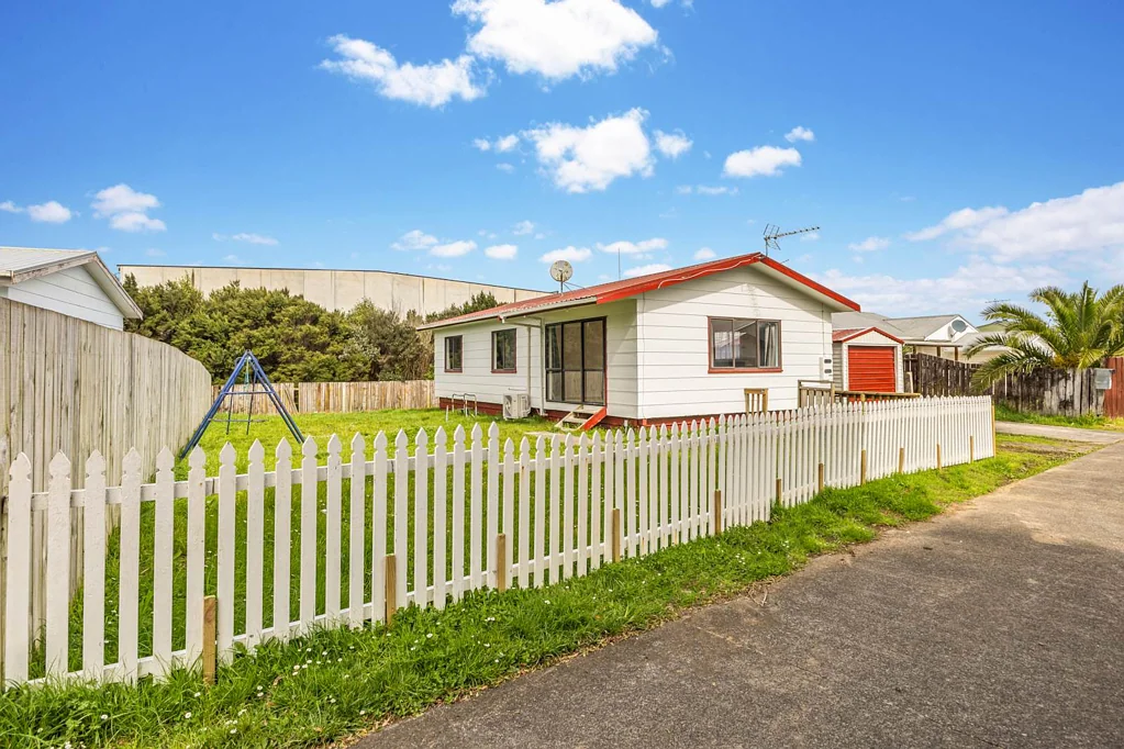 2/18 Eulogy Place, Randwick Park, Manukau City, Auckland
