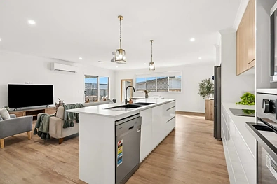 4 Figtree Close, Parkhurst, QLD 4702, 4房, 2浴, Section