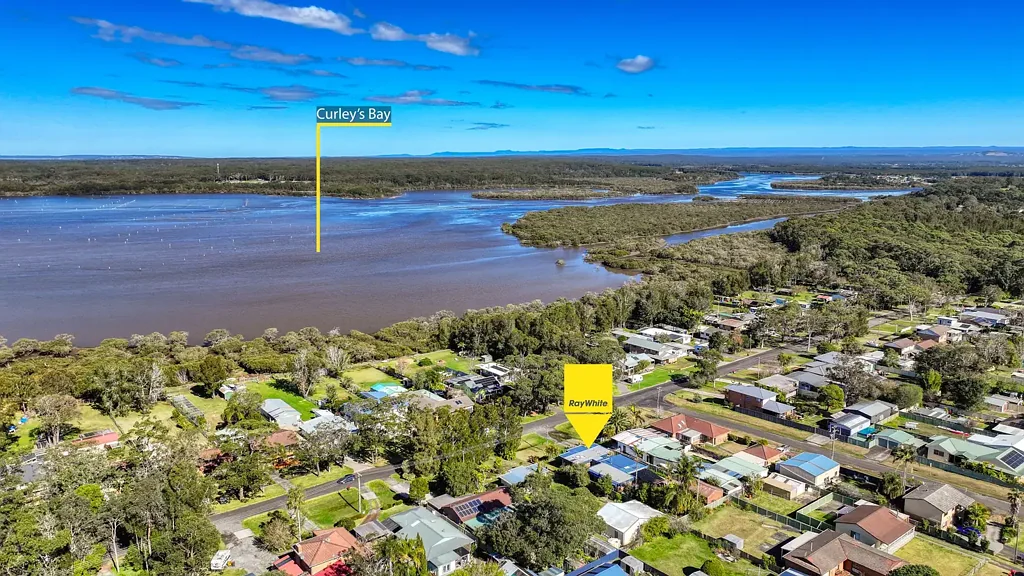 Culburra Beach 3 Bedroom Move In, Invest or Renovate - 891sqm block in a great location