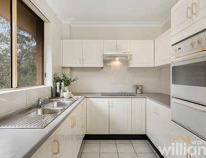 9/21-23 Ashburn Place, Gladesville, Upper North Shore, 2 कमरे, 1 बाथरूम, Apartment