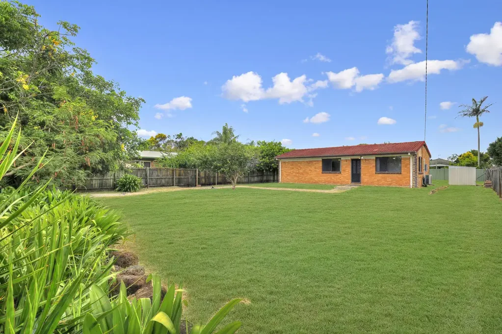 Burnett Heads 3 Bedroom DREAM BIG IN BURNETT HEADS - SPACE, STYLE & SERENITY