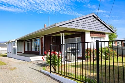 28 Barnes Street, Glenwood