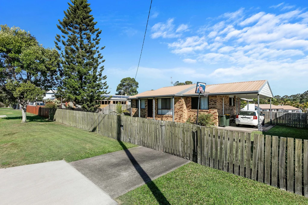 17 Wedge Street, Urraween, QLD 4655