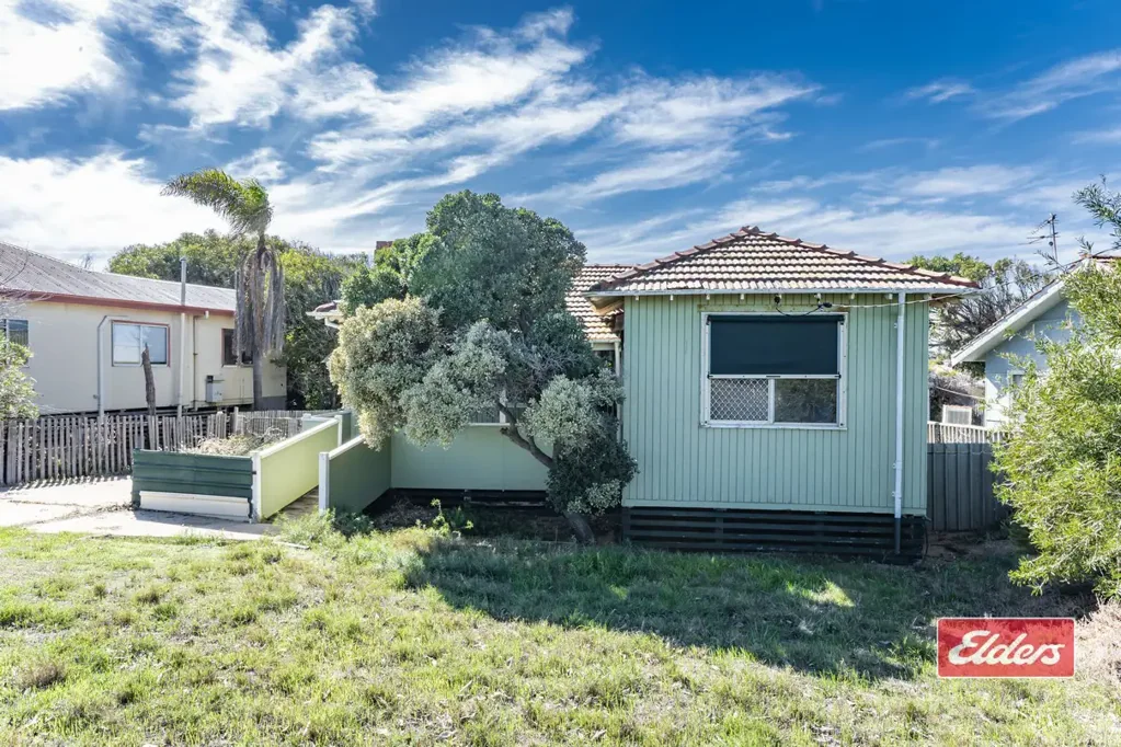Beachlands 2房  Affordable Opportunity Close to the Coast