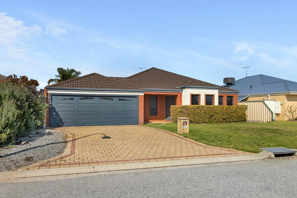 12 Edgbaston Crescent, Port Kennedy, WA 6172