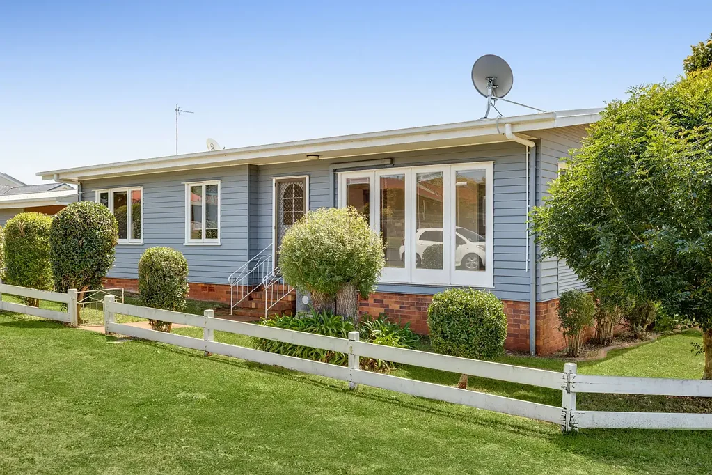 5 Jewell Street, Centenary Heights, QLD 4350