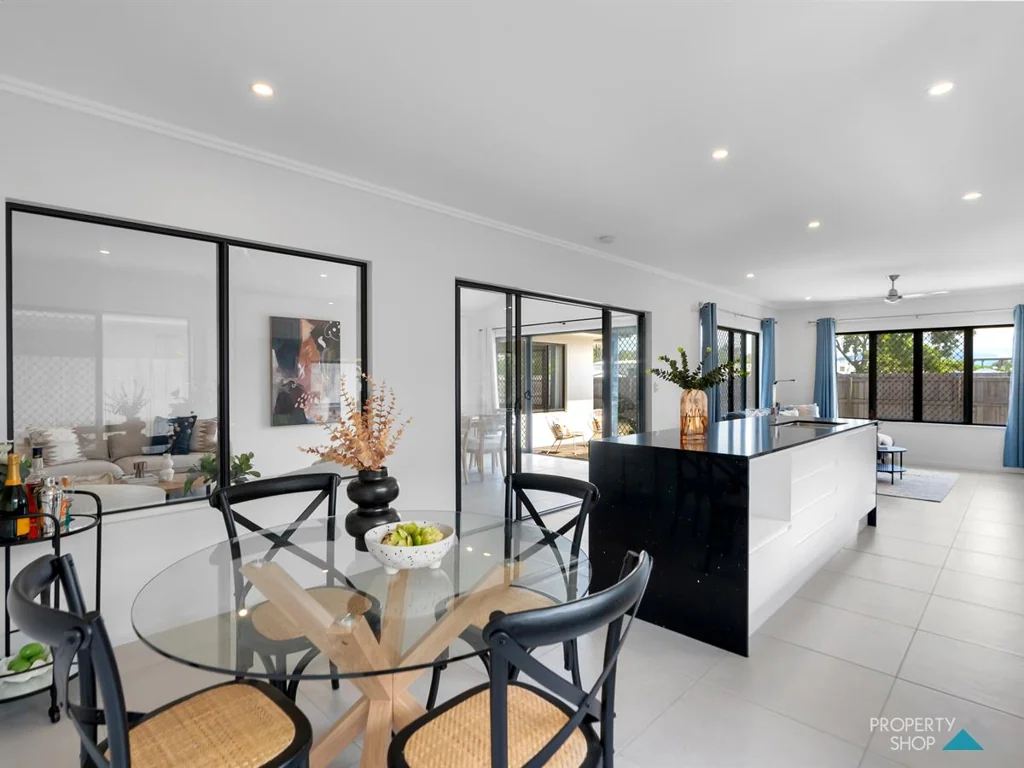 11 Bamford Close, Smithfield, QLD 4878