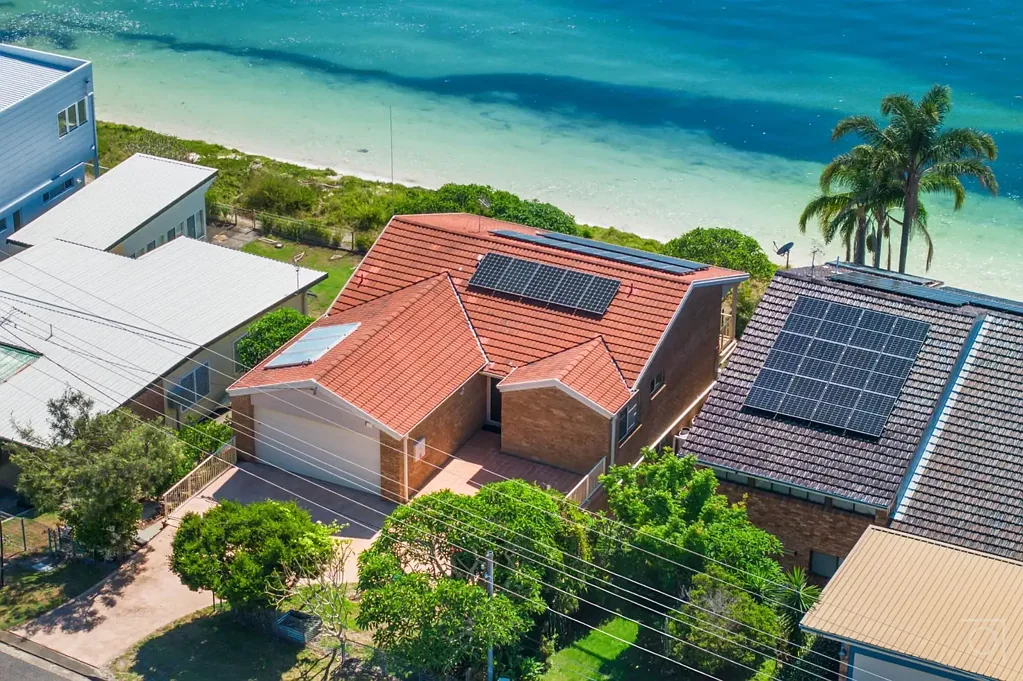 Salamander Bay 4房  Unrivalled Waterfront Position With Panoramic Views From Every Aspect