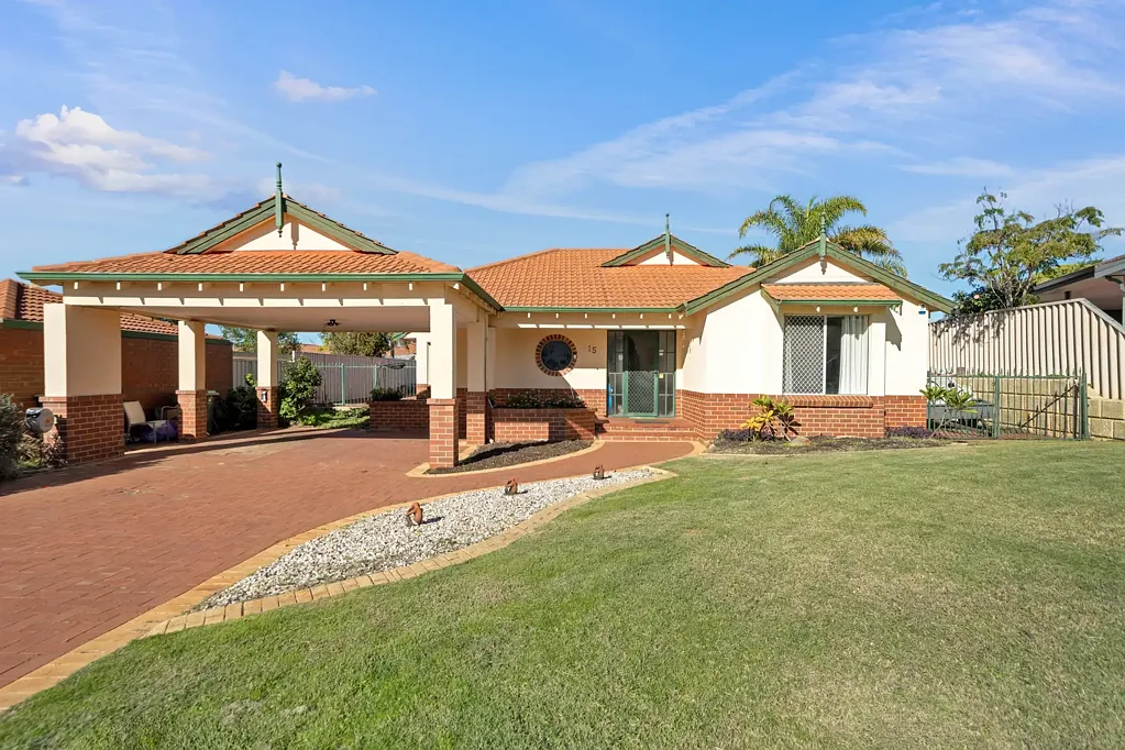 15 Glencraig Crescent, Kinross, WA 6028