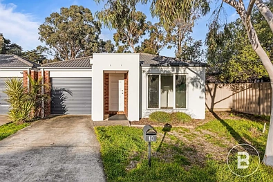 10/9 Burnett Street, Sebastopol, VIC 3356, 3 Bedrooms, 2 Bathrooms, Unit