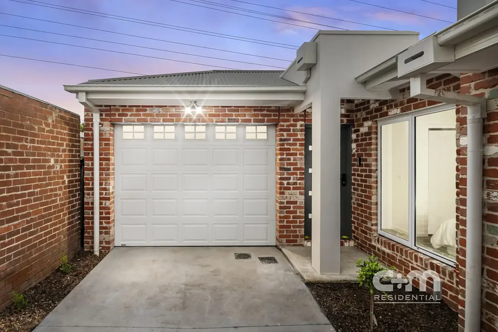 Private, Peaceful and Low-Maintenance 2-Bedroom Townhouse