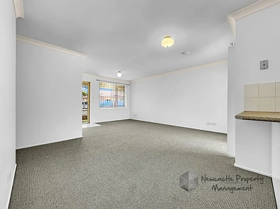 2/87 Brunker Road, Broadmeadow, NSW 2292, 2 Schlafzimmer, 1 Badezimmer, House