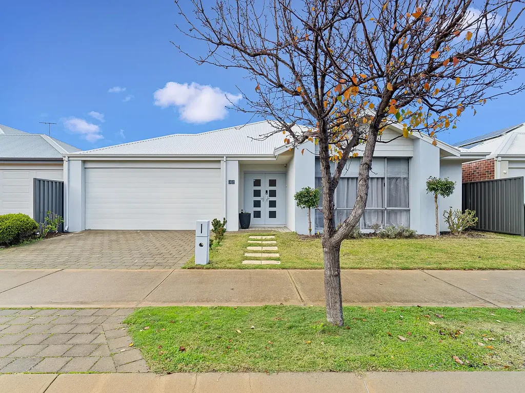 Erskine 4બેડરૂમ Great family home in prime location - Erskine.