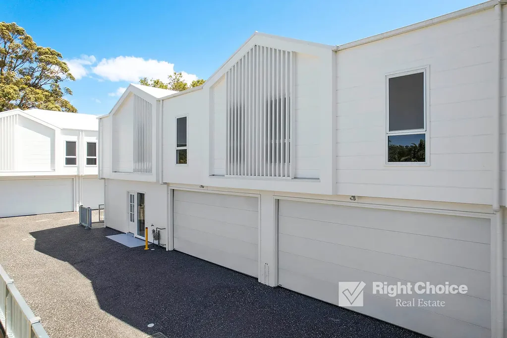 1/18 Kaylaur Crescent, Albion Park Rail, NSW 2527