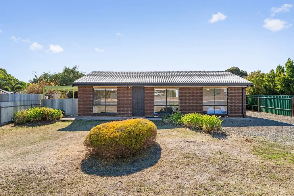 121 Taylors Avenue, Morphett Vale, SA 5162