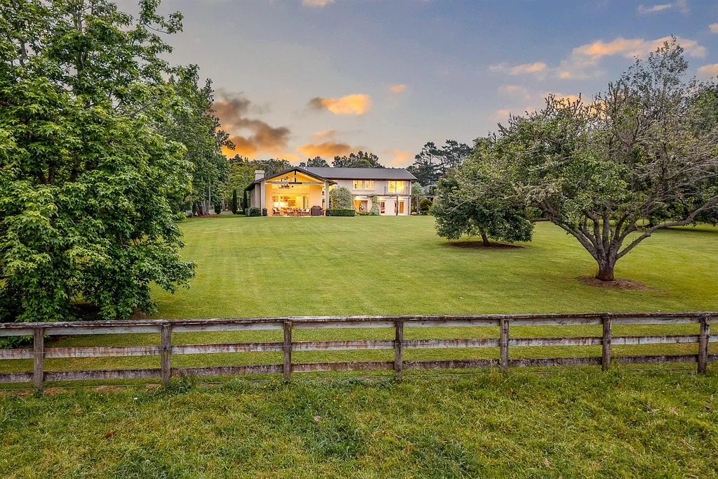 Kumeu 7ਬੈੱਡਰੂਮ MAJESTIC COUNTRY RETREAT
